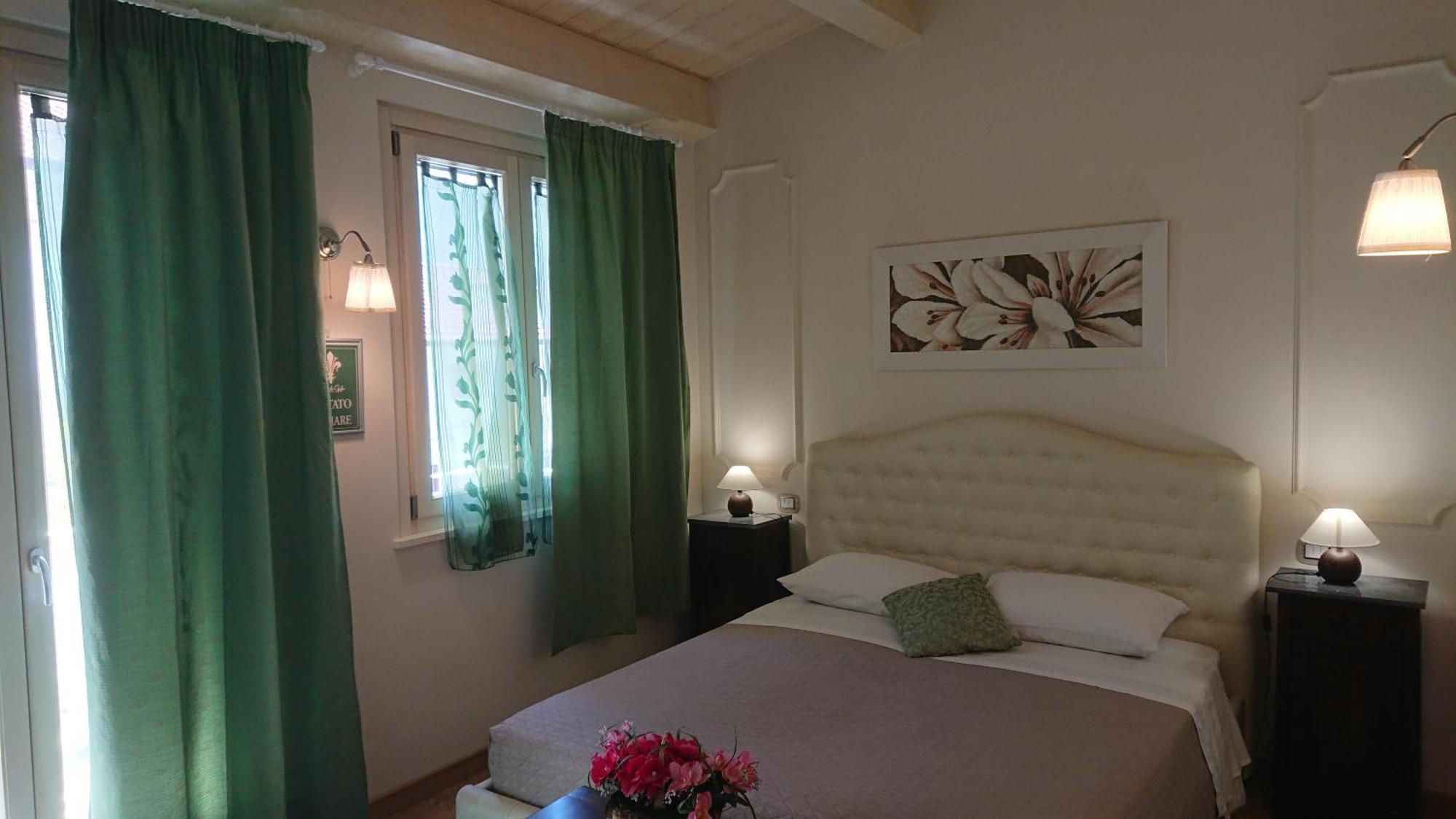 Il Piccolo Giglio Bed & Breakfast Porto SantʼElpidio Exterior foto